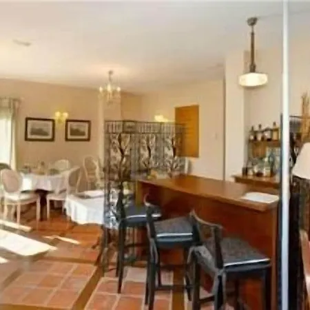Hotell Santa Coloma Del Camino 3*