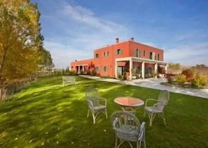 Santa Coloma Del Camino 3* Olmillos de Sasamon